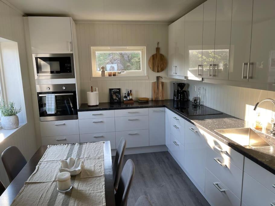 A, The Far End Of Lofoten, Apartment. *